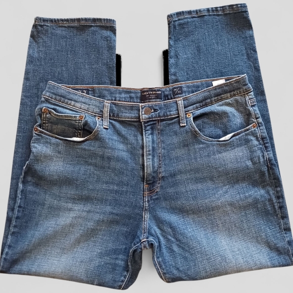 Lucky Brand 223 Jeans Straight Leg Jeans Classic Wash$110 Retail EUC - Picture 7 of 15